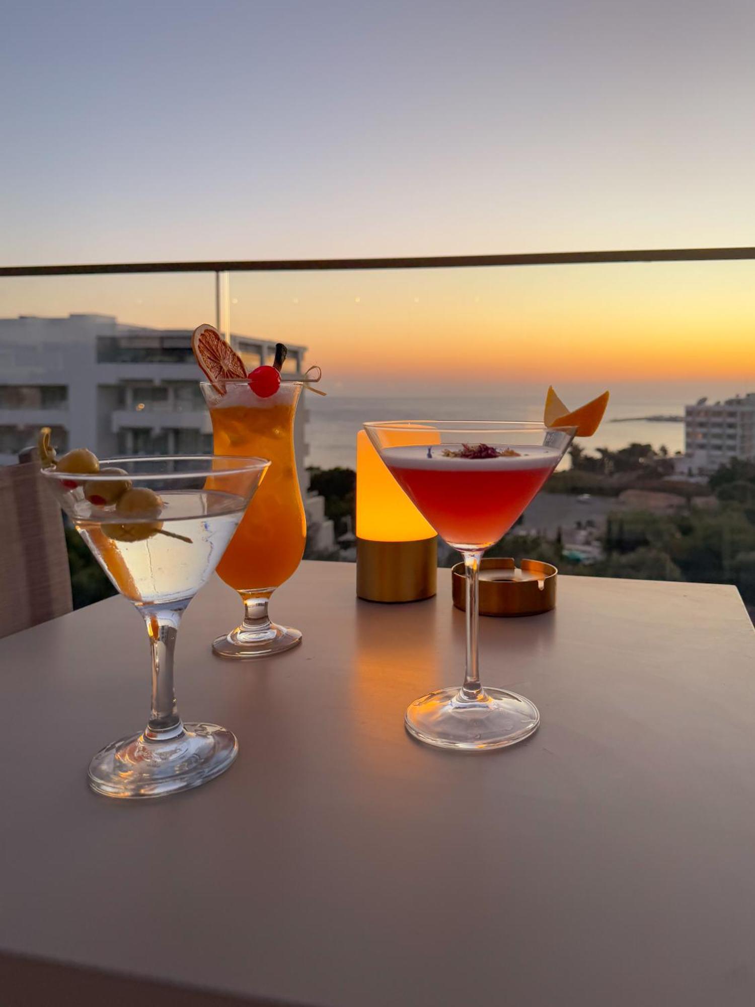 圣纳帕 Amarande (Adults Only)酒店 外观 照片 Cocktails at sunset